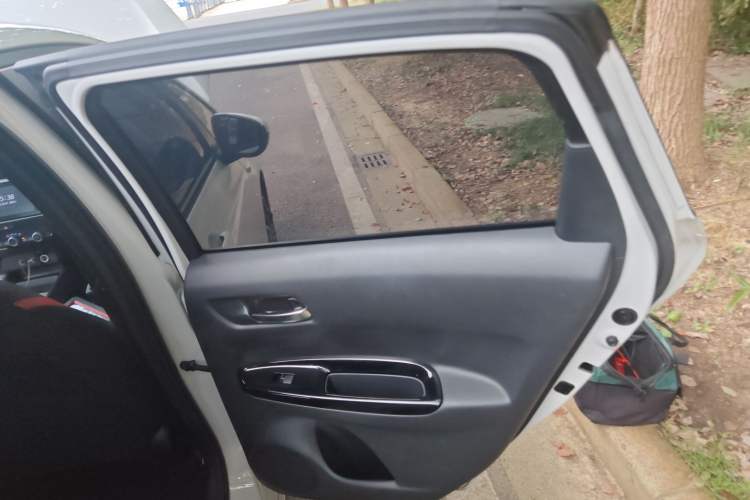 Used Honda LIFE 2023 1.5L CVT SPO-SS Dynamic Edition Right Rear Door Interior