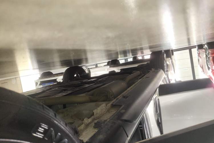 Used Honda LIFE 2023 1.5L CVT CRO-S Fun Edition Right Side Sill