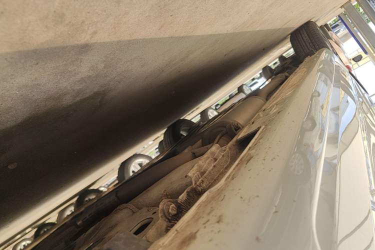 Used Honda LIFE 2023 1.5L CVT SPORT Exciting Edition Right Side Sill