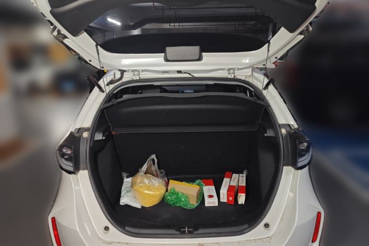 Used Honda LIFE 2023 1.5L CVT SPORT Exciting Edition Trunk