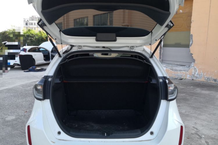 Used Honda LIFE 2023 1.5L CVT SPO-SS Dynamic Edition Trunk
