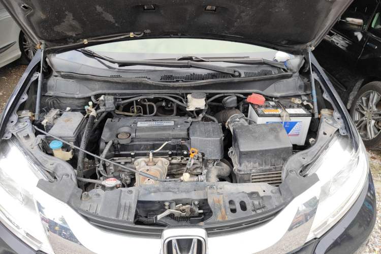 Used Honda Odyssey 2015 Updated Version 2.4L Smart Edition Engine Bay
