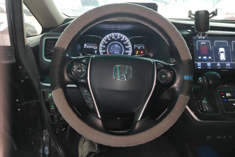 Used Honda Odyssey 2015 Updated Version 2.4L Smart Edition Steering Wheel