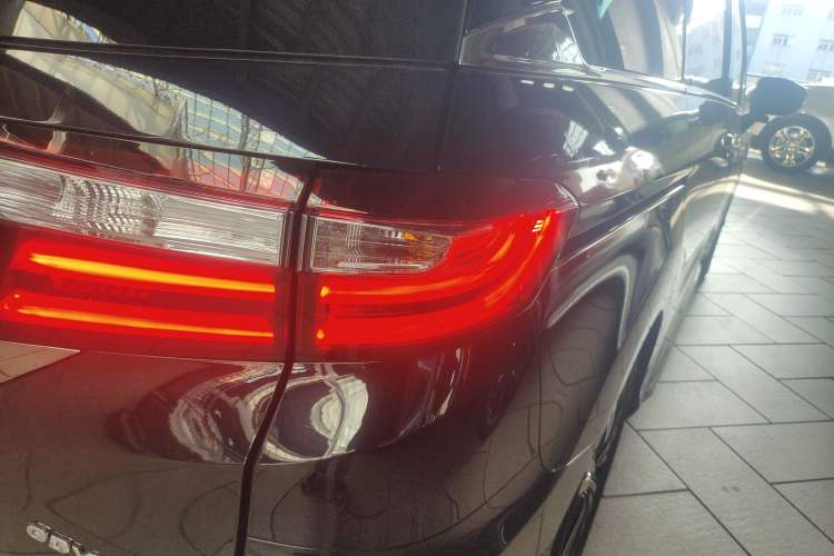 Used Honda Odyssey 2019 2.0L Rui·Zhi Zhen Edition Exterior 6