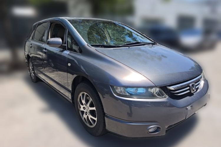Used Honda Odyssey 2005 2.4L Comfort Edition Front Right 45 Deg