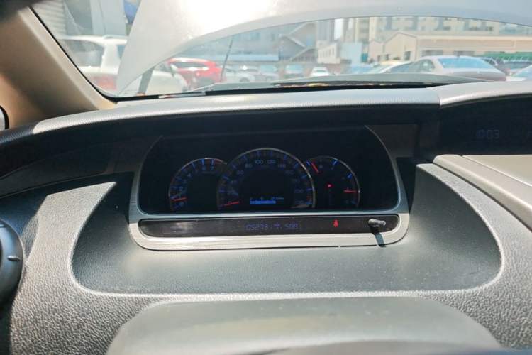 Used Honda Odyssey 2005 2.4L Comfort Edition Instrument Cluster
