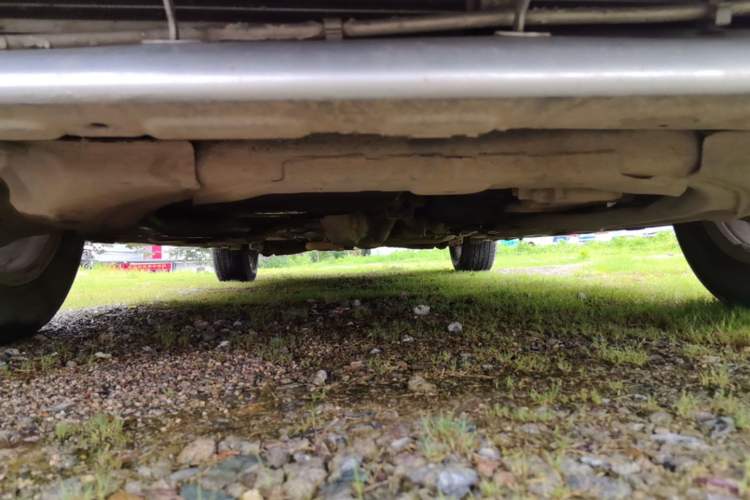 Used Honda Odyssey 2005 2.4L Comfort Edition Chassis Front