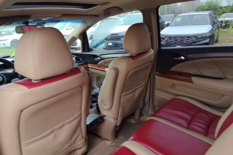 Used Honda Odyssey 2005 2.4L Comfort Edition Headliner