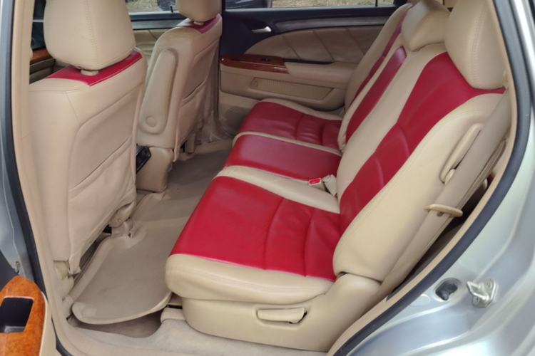 Used Honda Odyssey 2005 2.4L Comfort Edition Left Rear Seat