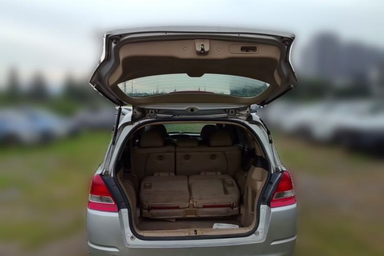Used Honda Odyssey 2005 2.4L Comfort Edition Trunk