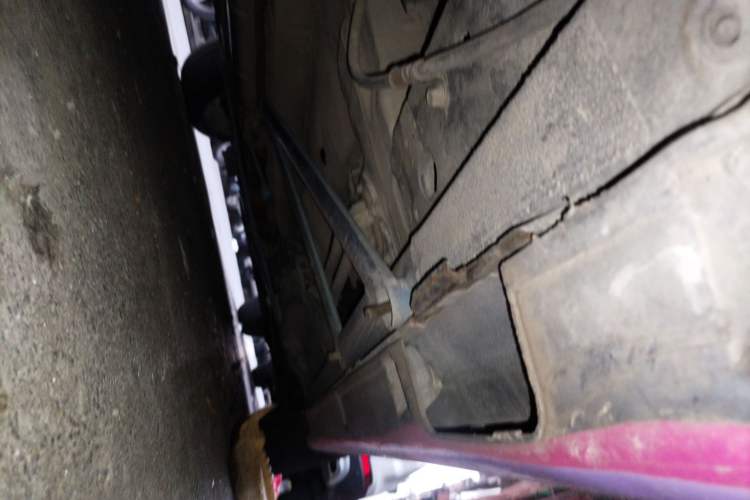 Used Honda Odyssey 2005 2.4L Comfort Edition Chassis Rear Right