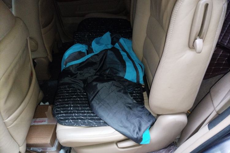 Used Honda Odyssey 2005 2.4L Comfort Edition Left Rear Seat