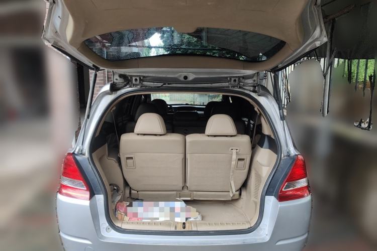 Used Honda Odyssey 2005 2.4L Comfort Edition Trunk