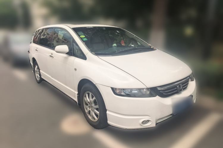 Used Honda Odyssey 2005 2.4L Comfort Edition Front Right 45 Deg