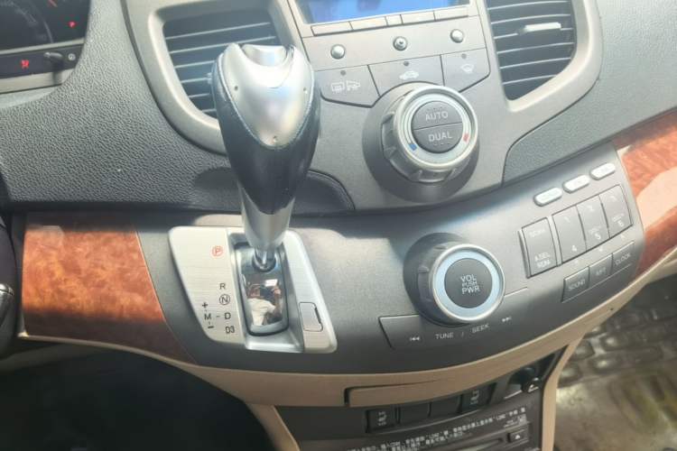 Used Honda Odyssey 2005 2.4L Comfort Edition Gear Lever