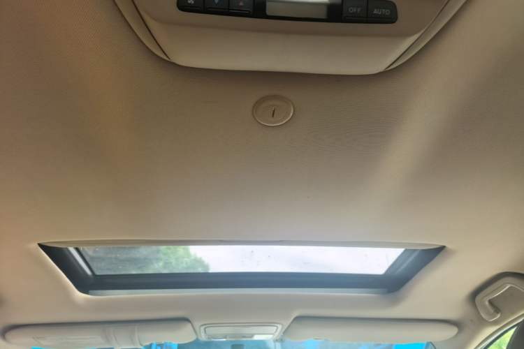 Used Honda Odyssey 2005 2.4L Comfort Edition Headliner