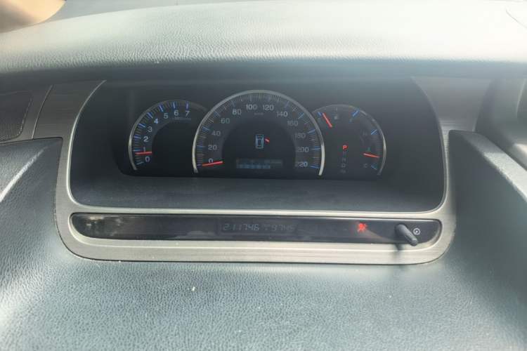 Used Honda Odyssey 2005 2.4L Comfort Edition Instrument Cluster