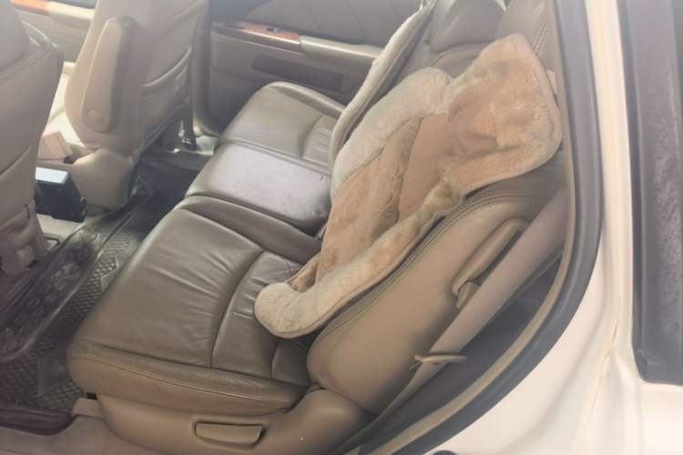Used Honda Odyssey 2005 2.4L Comfort Edition Left Rear Seat