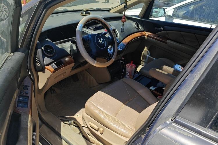 Used Honda Odyssey 2006 2.4L base model Left Front Seat