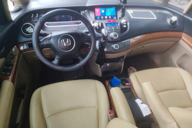 Used Honda Odyssey 2007 2.4L Comfort Edition Center Console