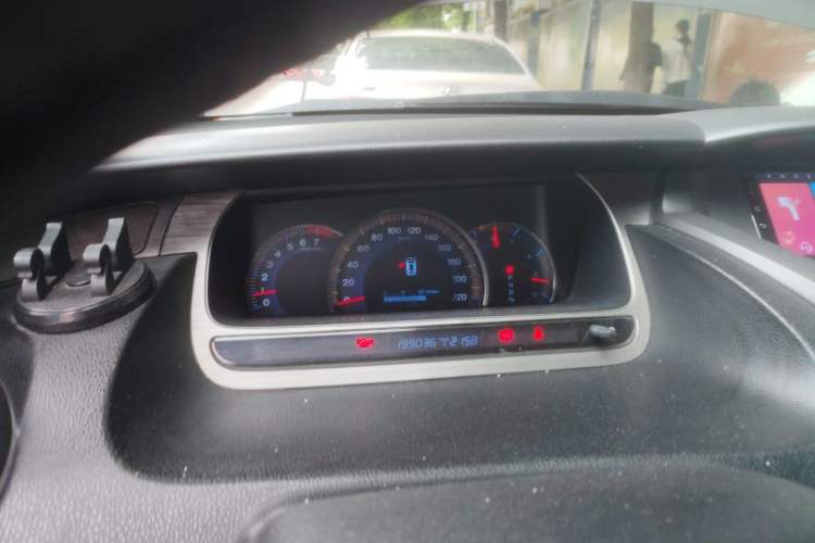 Used Honda Odyssey 2007 2.4L Comfort Edition Instrument Cluster
