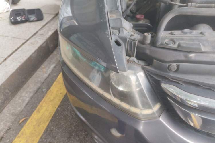 Used Honda Odyssey 2007 2.4L Comfort Edition Right Front Headlight