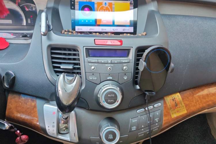 Used Honda Odyssey 2008 2.4L Comfort Edition Audio And AC Panel
