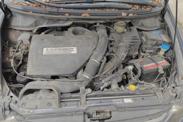 Used Honda Odyssey 2008 2.4L Comfort Edition Engine Bay