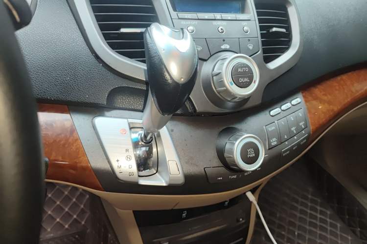Used Honda Odyssey 2008 2.4L standard version Gear Lever