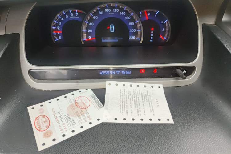 Used Honda Odyssey 2008 2.4L standard version Odometer Close Up