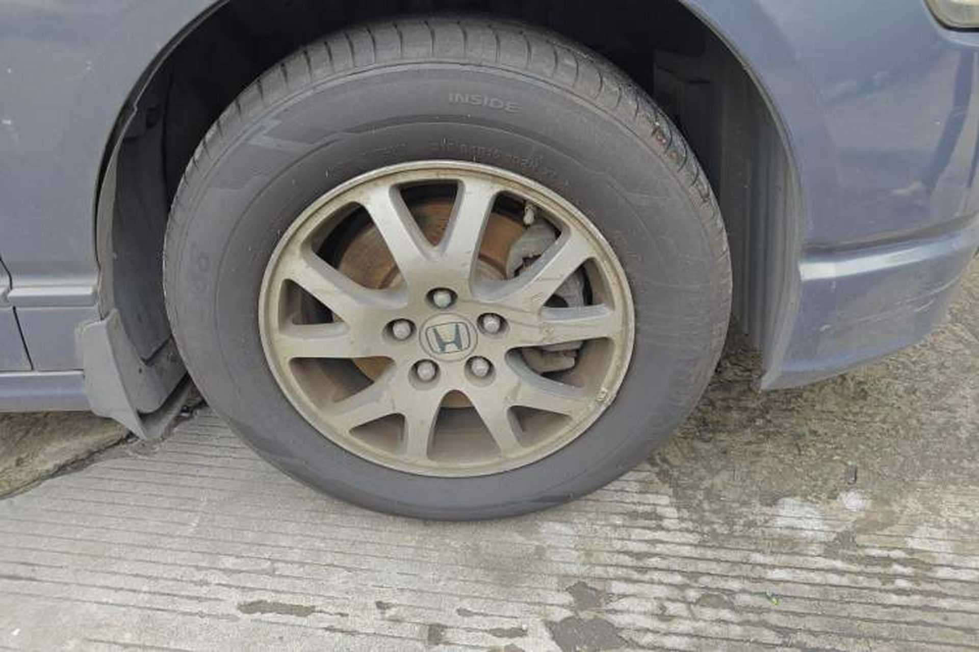 Used Honda Odyssey 2008 2.4L Comfort Edition Right Front Wheel Hub