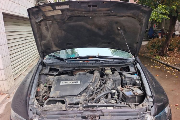 Used Honda Odyssey 2008 2.4L Comfort Edition Engine Bay