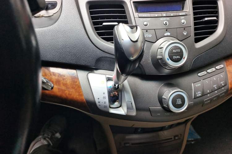 Used Honda Odyssey 2008 2.4L Comfort Edition Gear Lever