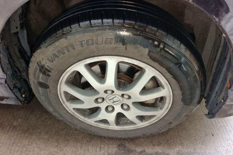 Used Honda Odyssey 2008 2.4L Comfort Edition Right Front Wheel Hub