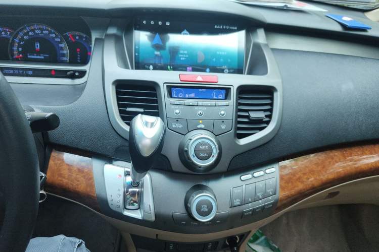 Used Honda Odyssey 2008 2.4L Luxury Edition Audio And AC Panel