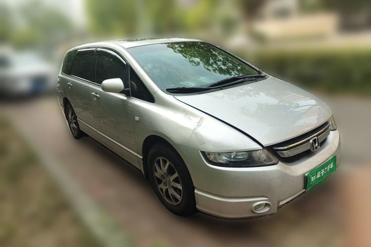 Used Honda Odyssey 2008 2.4L Luxury Edition Front Right 45 Deg