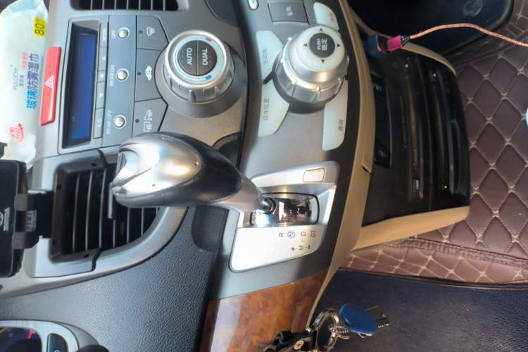 Used Honda Odyssey 2008 2.4L Comfort Edition Gear Lever