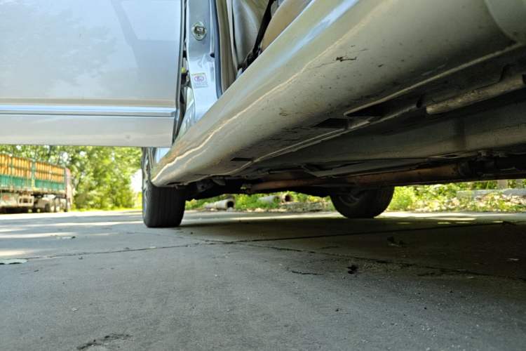 Used Honda Odyssey 2008 2.4L Comfort Edition Right Side Sill