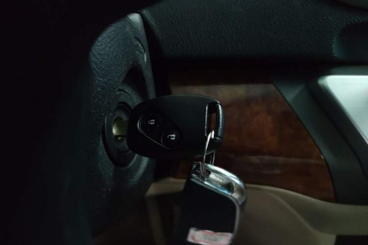 Used Honda Odyssey 2008 2.4L Comfort Edition Vehicle Key