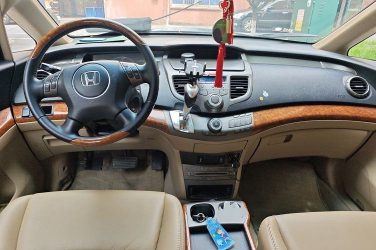 Used Honda Odyssey 2008 2.4L Comfort Edition Center Console