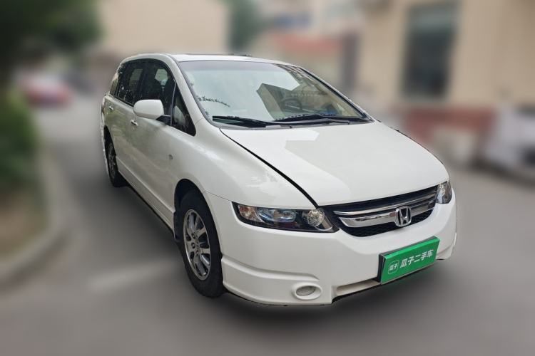 Used Honda Odyssey 2008 2.4L Comfort Edition Front Right 45 Deg