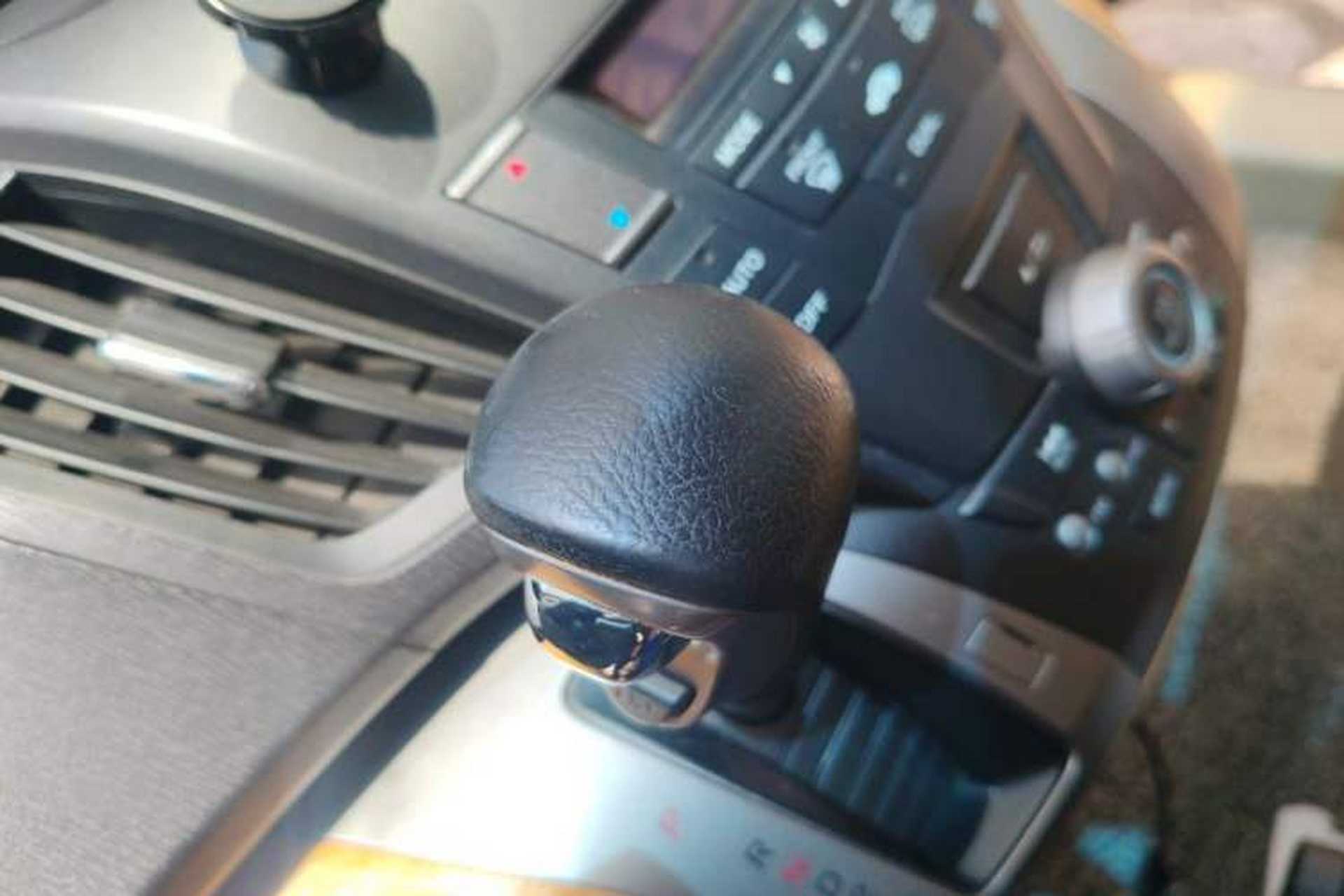 Used Honda Odyssey 2009 2.4L Luxury Edition Gear Lever