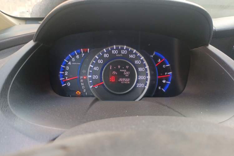 Used Honda Odyssey 2009 2.4L Luxury Edition Odometer Close Up