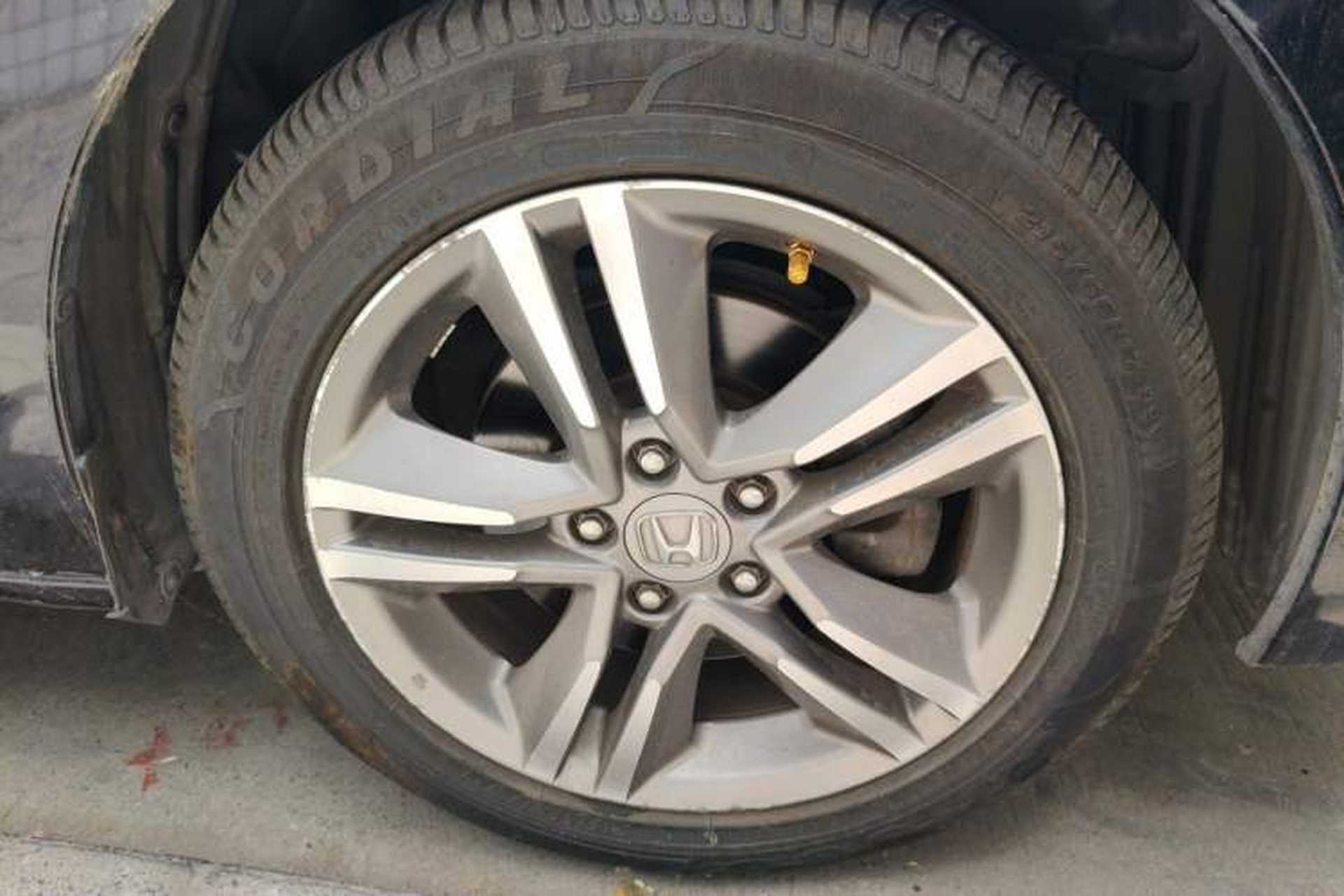 Used Honda Odyssey 2009 2.4L Luxury Edition Right Front Wheel Hub