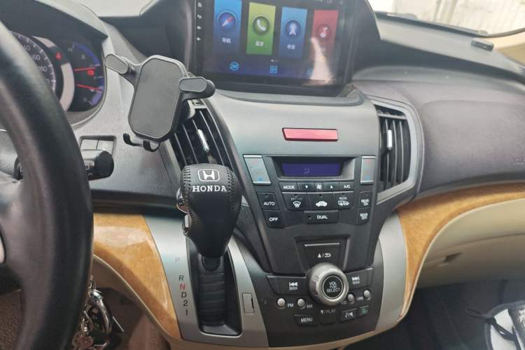 Used Honda Odyssey 2009 2.4L Luxury Edition Audio And AC Panel