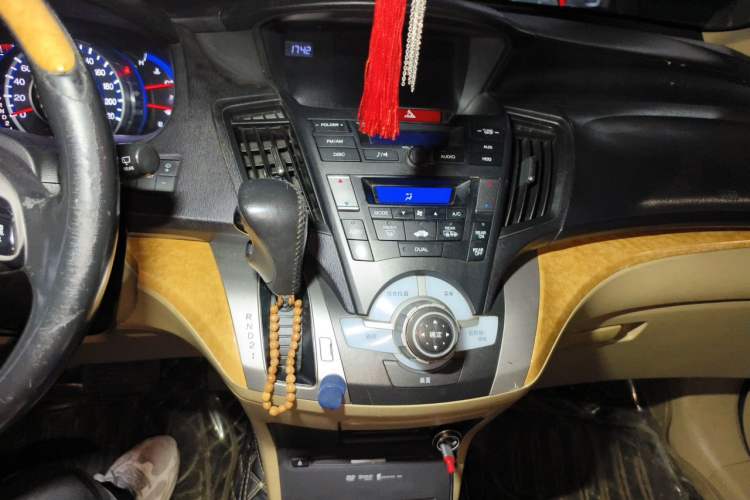 Used Honda Odyssey 2009 2.4L Luxury Edition Audio And AC Panel