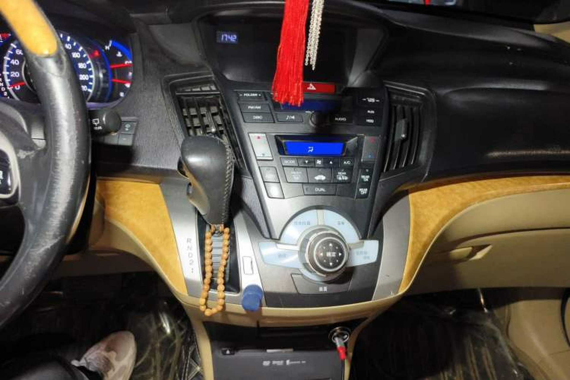 Used Honda Odyssey 2009 2.4L Luxury Edition Audio And AC Panel