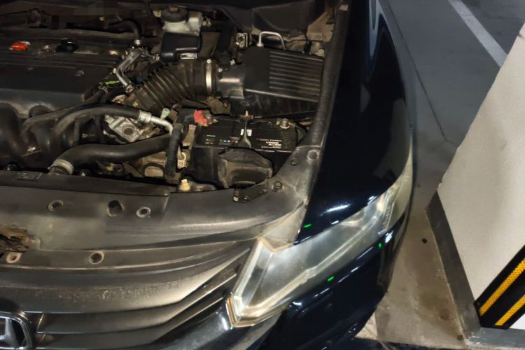 Used Honda Odyssey 2009 2.4L Luxury Edition Engine Bay Left