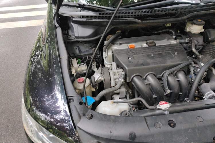 Used Honda Odyssey 2009 2.4L Leading Edition Engine Bay Right