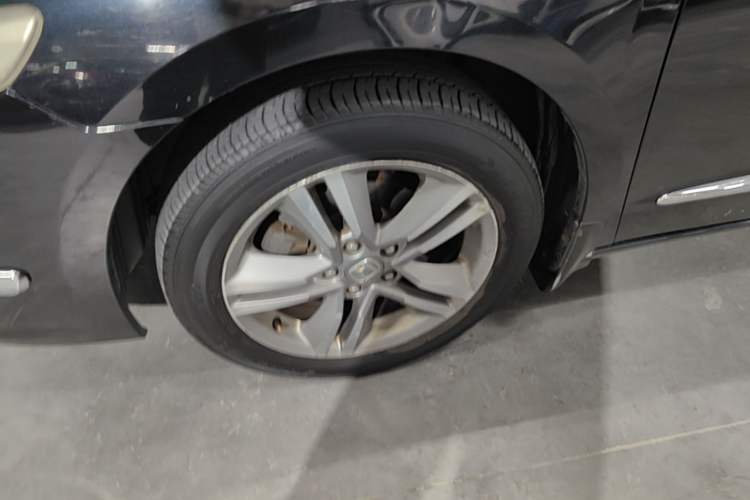 Used Honda Odyssey 2009 2.4L Luxury Edition Left Front Wheel Hub